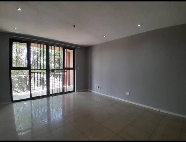 2 BEDROOM APARTMENT FOR SALE IN ROOIHUISKRAAL NORTH